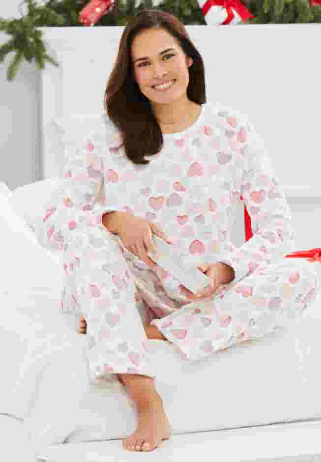 Avenue Body 2-Piece Fluffy PJ Set image number 3