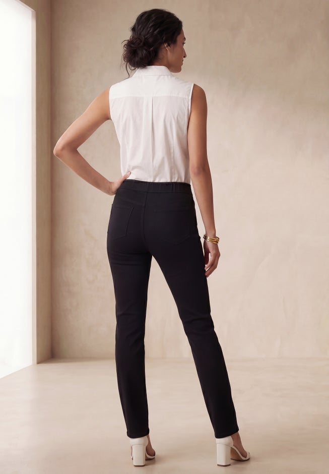 Comfort Waist Stretch Denim Straight-Leg Jean image number 2