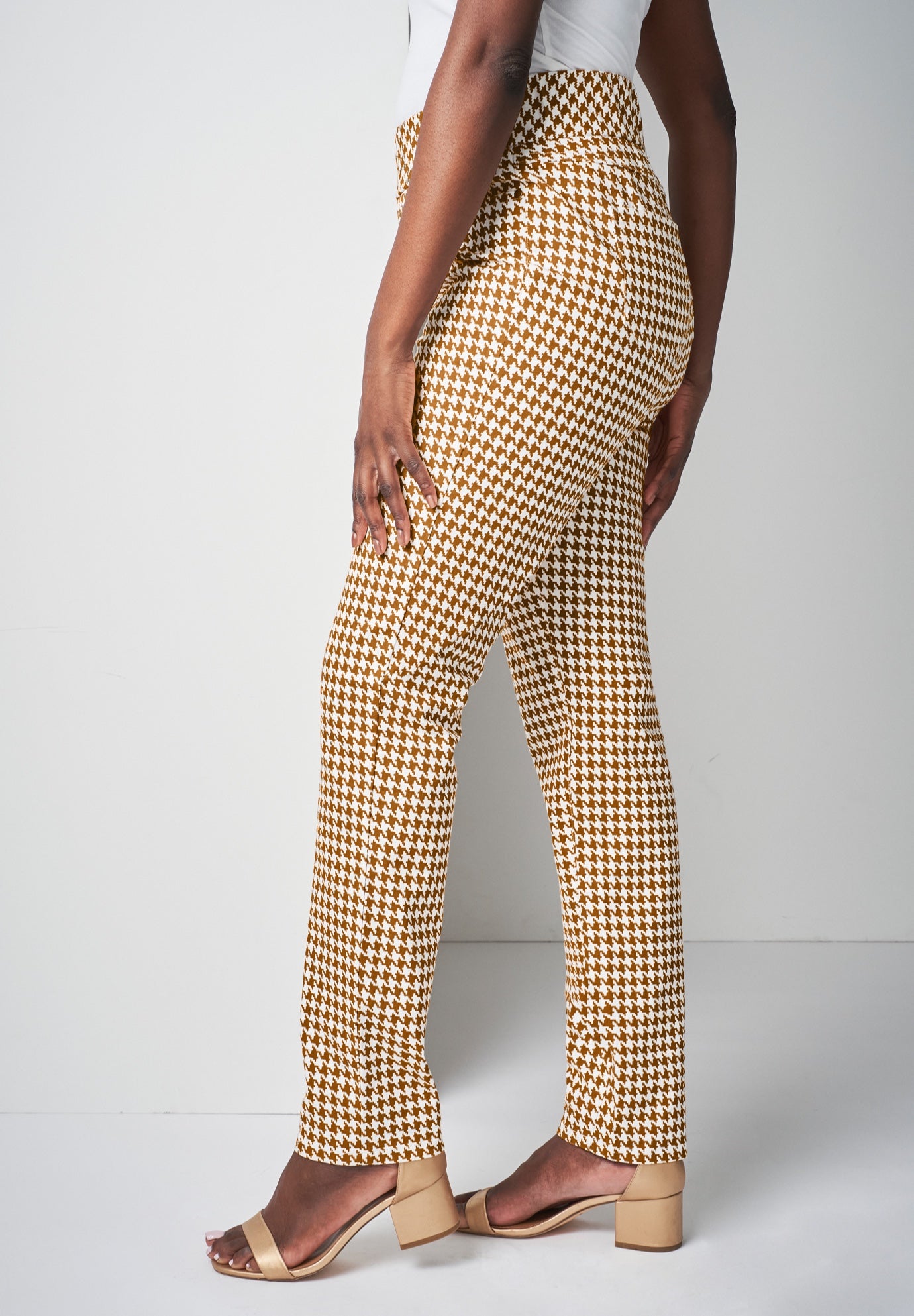 Comfort Waist Stretch Denim Straight Leg Jean image number 2