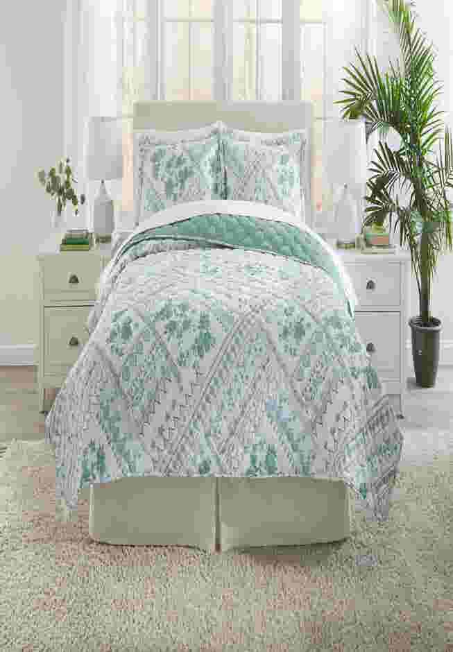 BH Studio Reversible Quilt image number 0