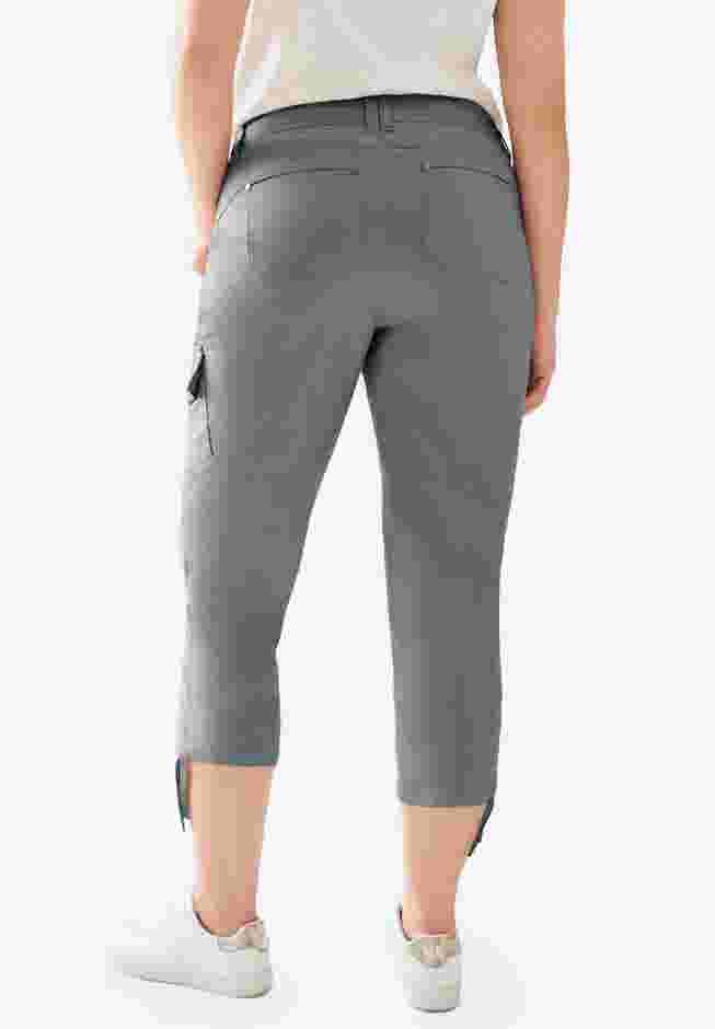 Stretch Cargo Capris by ellos® image number 1