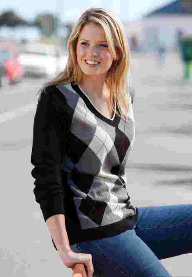 V-neck Argyle Sweater image number 1