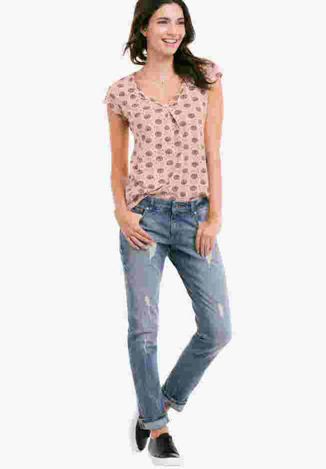 Twisted V-neck Tee image number 3