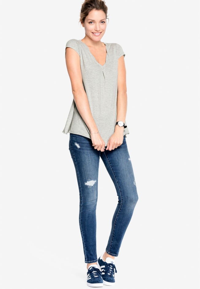 Twisted V-neck Tee image number 5