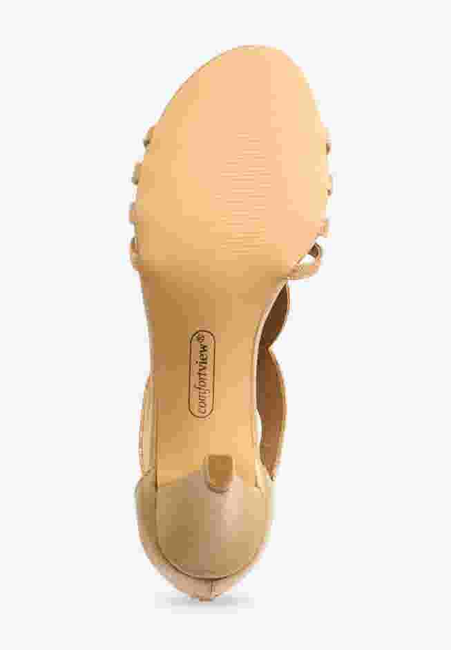 The Genevieve Pump image number 2