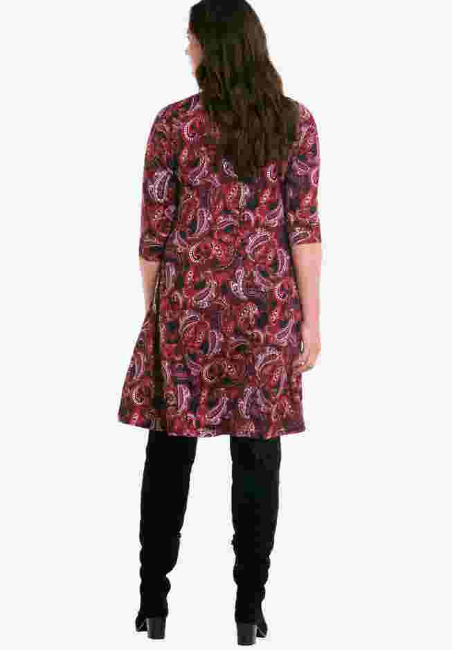 Madison Knit Three-Quarter Sleeve Dress image number 2