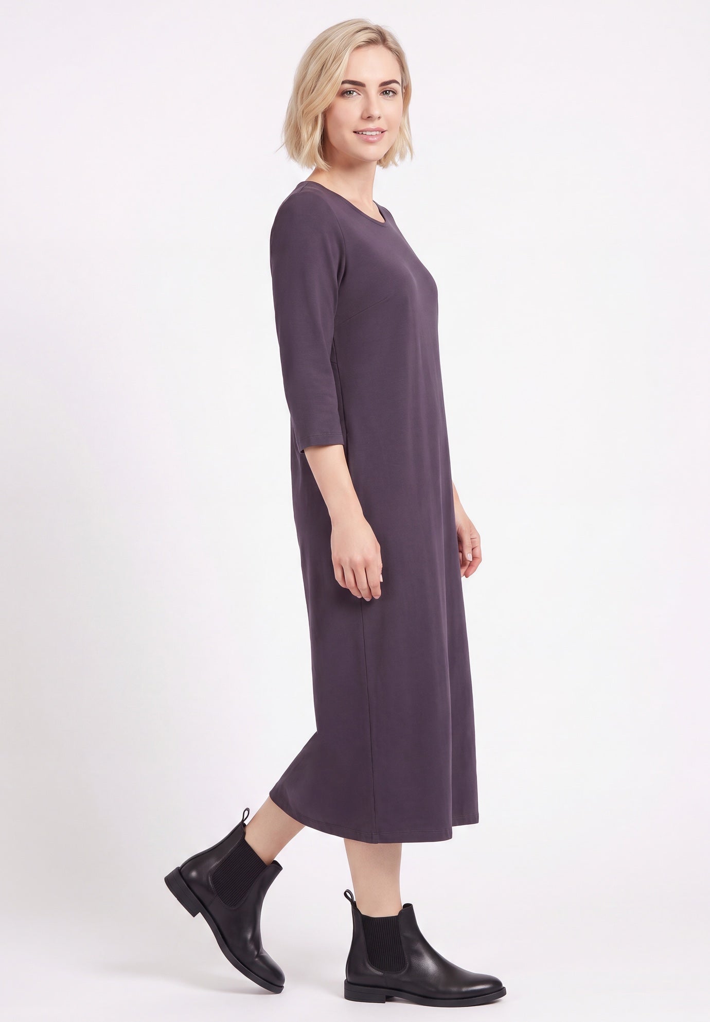 Cotton Spandex Jersey Three-Quarter Sleeve Scoopneck Maxi Dress image number 2