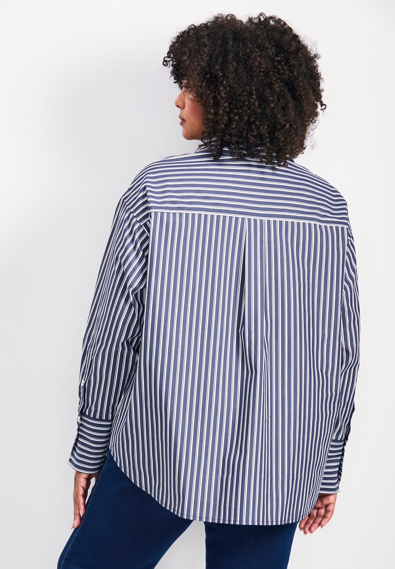 Breanna Classic Poplin Shirt image number 1