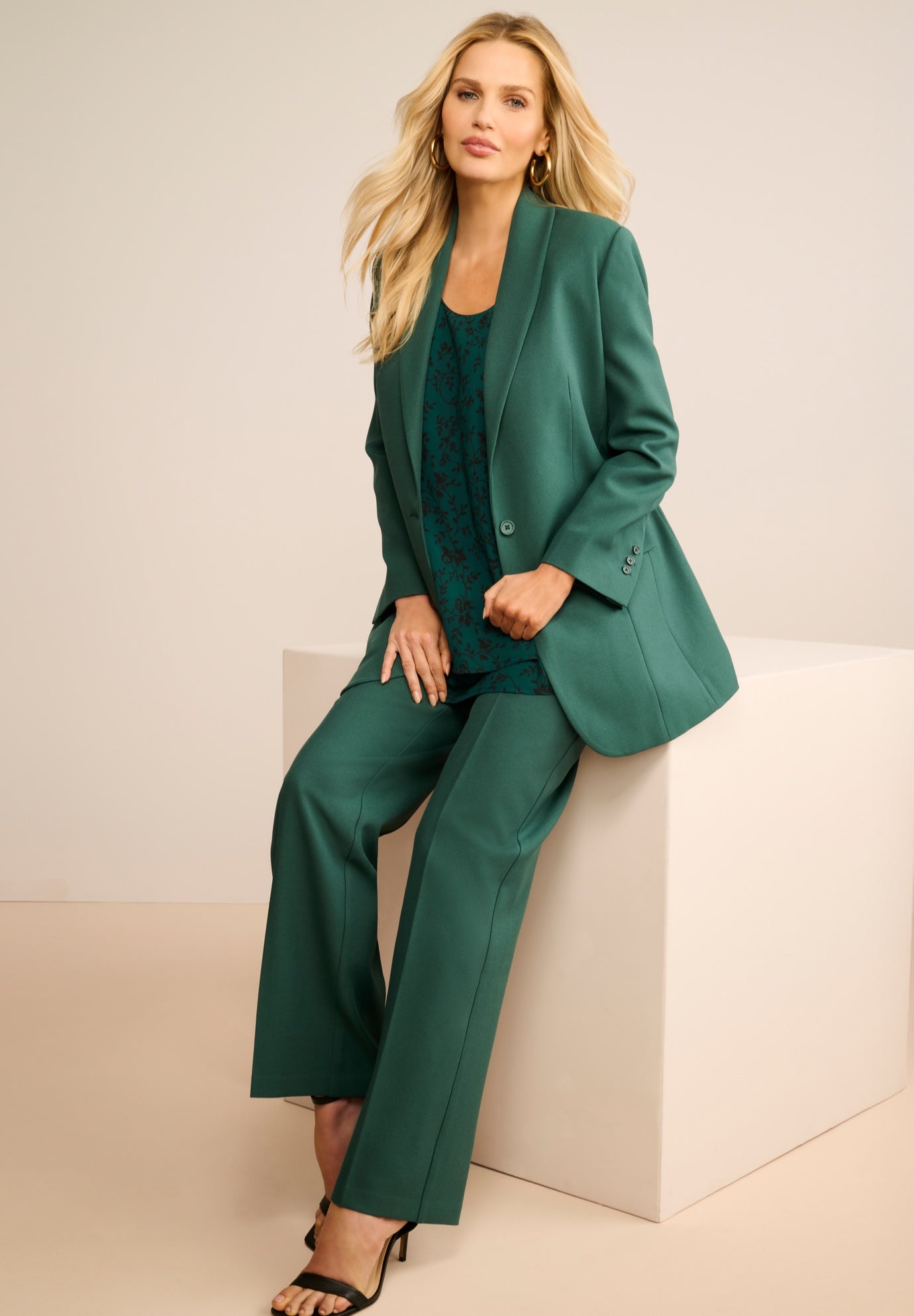 Classic Bend Over&reg; Pant &ndash; Woven Pull-On Straight Leg Pant image number 3