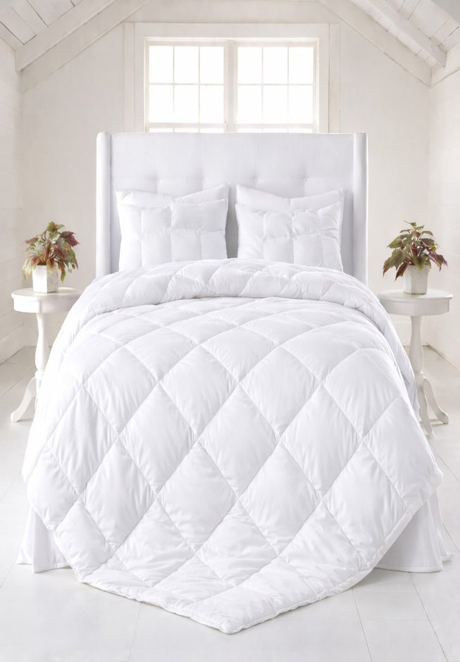 200 Thread Count Cotton Puff Comforter image number 1