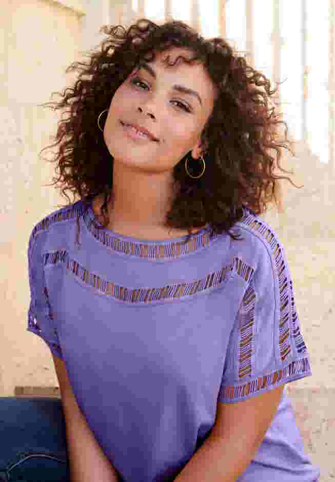 Ladder Stitch Tee image number 5
