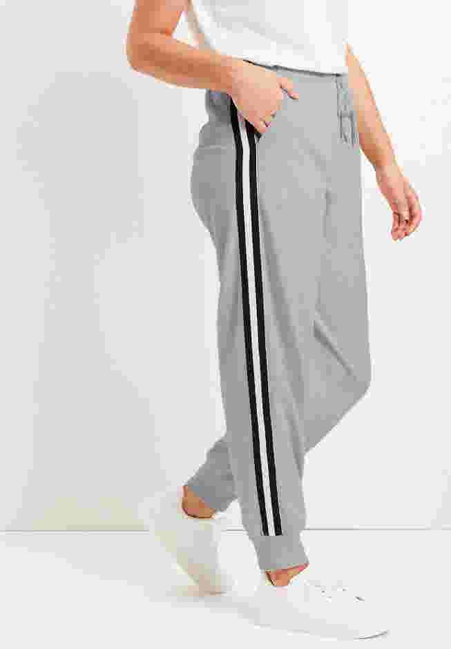 French Terry Jogger image number 4