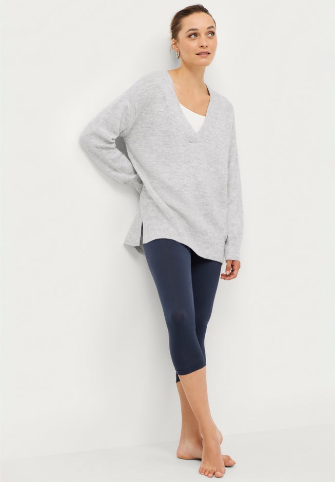 Knit Capri Leggings image number 3