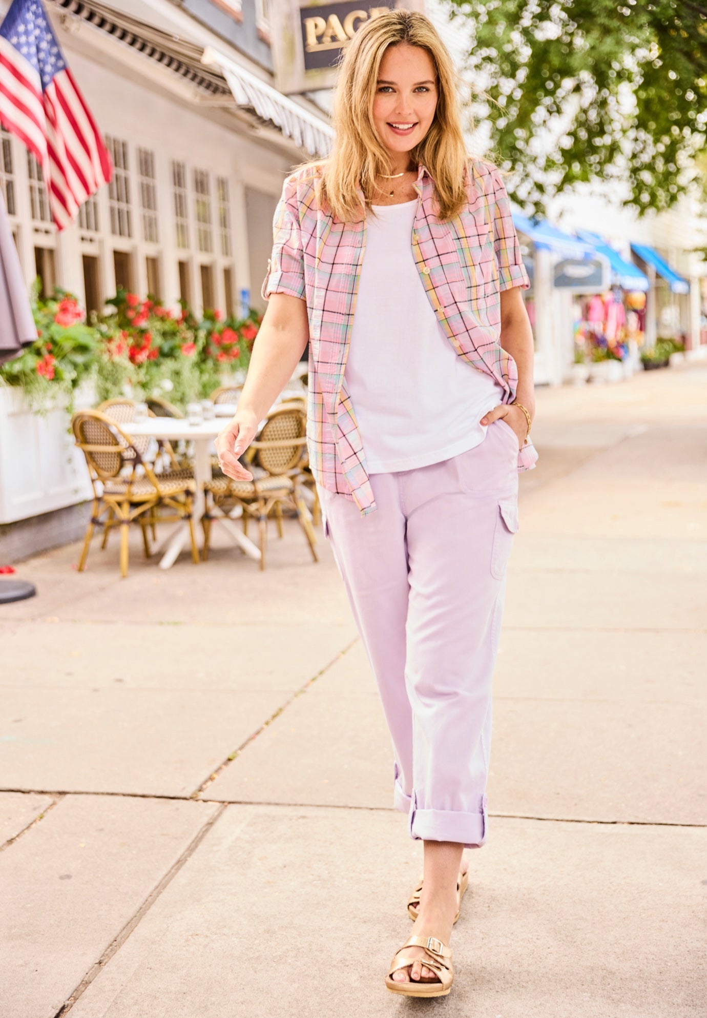 Short-Sleeve Button-Down Cotton Seersucker Shirt image number 2