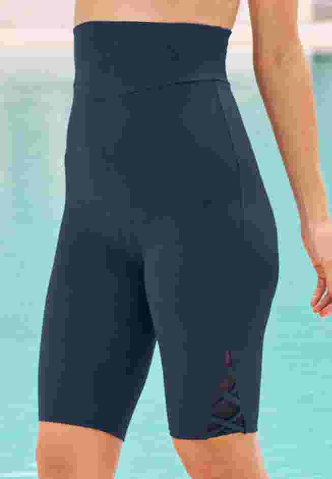 Lattice-Detailed High-Waist Bike Short image number 0