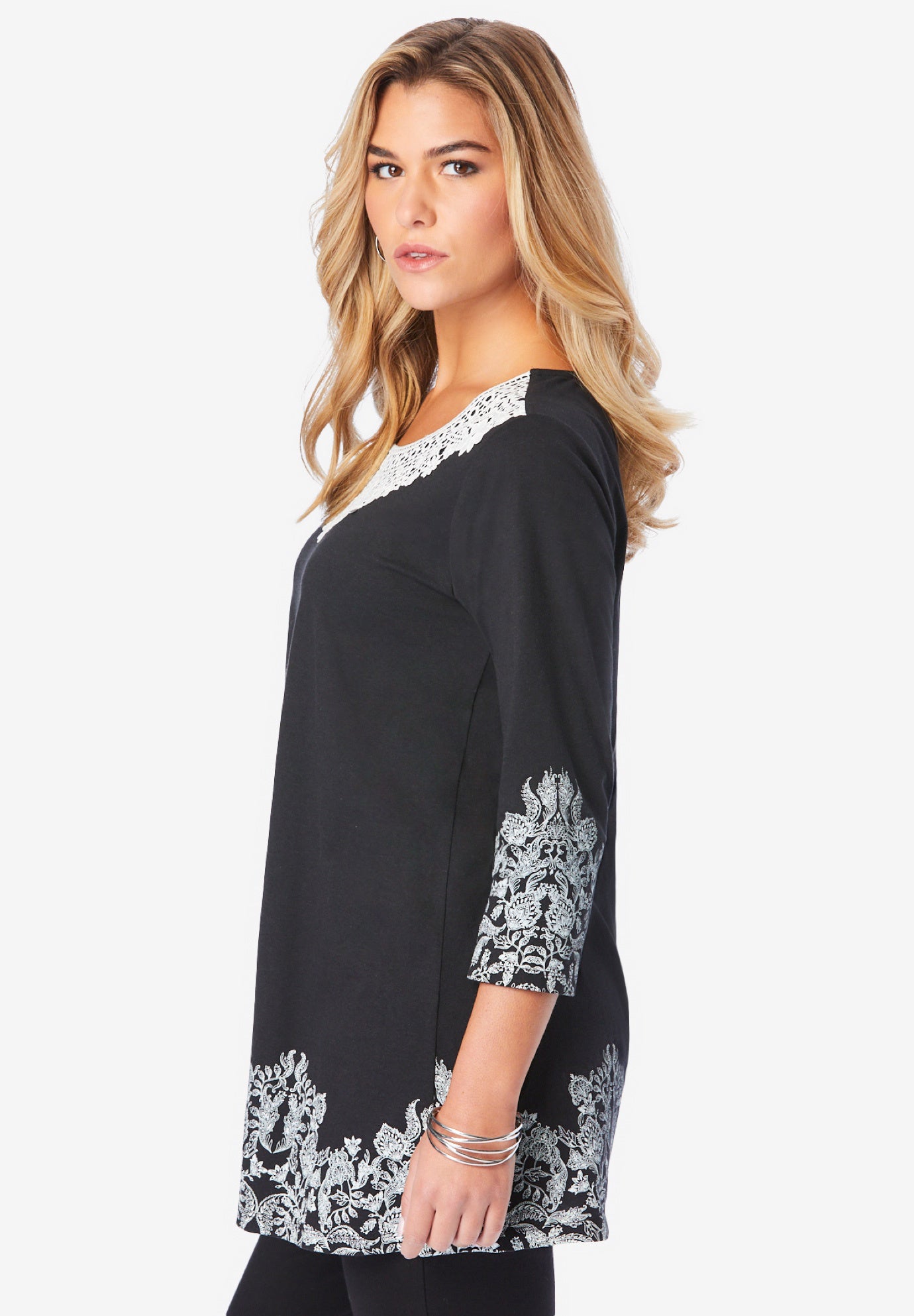 Ultra Drape V Neck Lace Print Tee image number 2