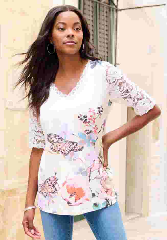 Ultra Drape V Neck Lace Print Tee image number 4