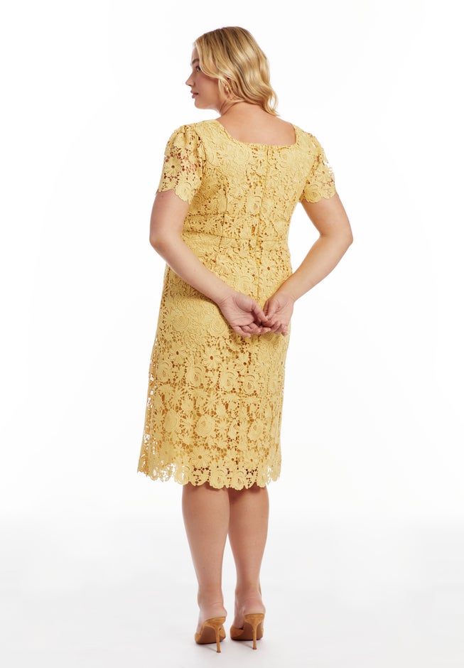 Square-Neck Lace Midi Dress image number 2