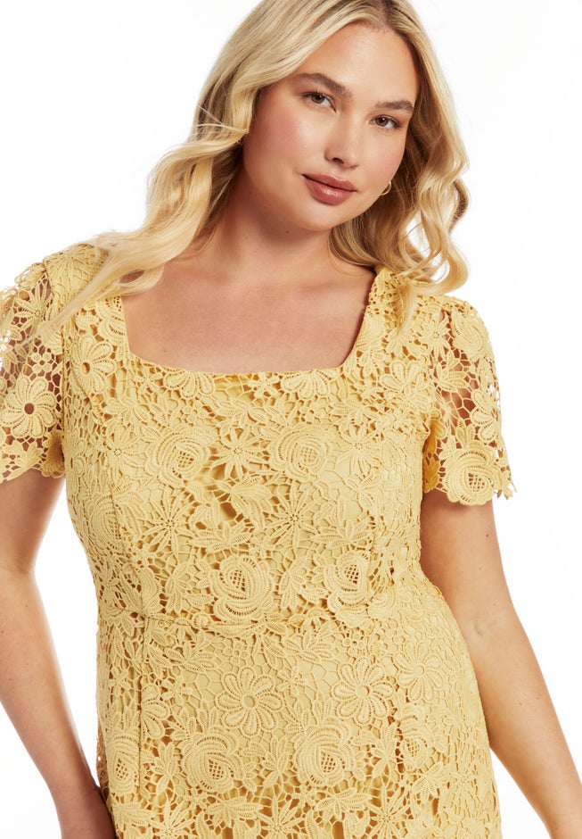 Square-Neck Lace Midi Dress image number 3