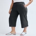 Soft Ease Wide Crop image number null