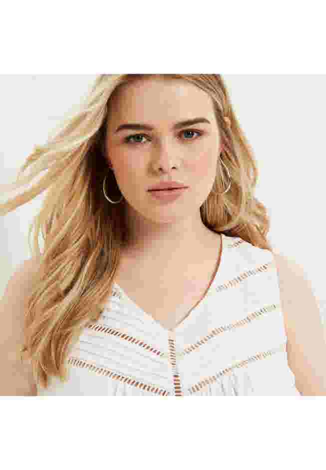 Lace Yoke La Vie Tank image number 3