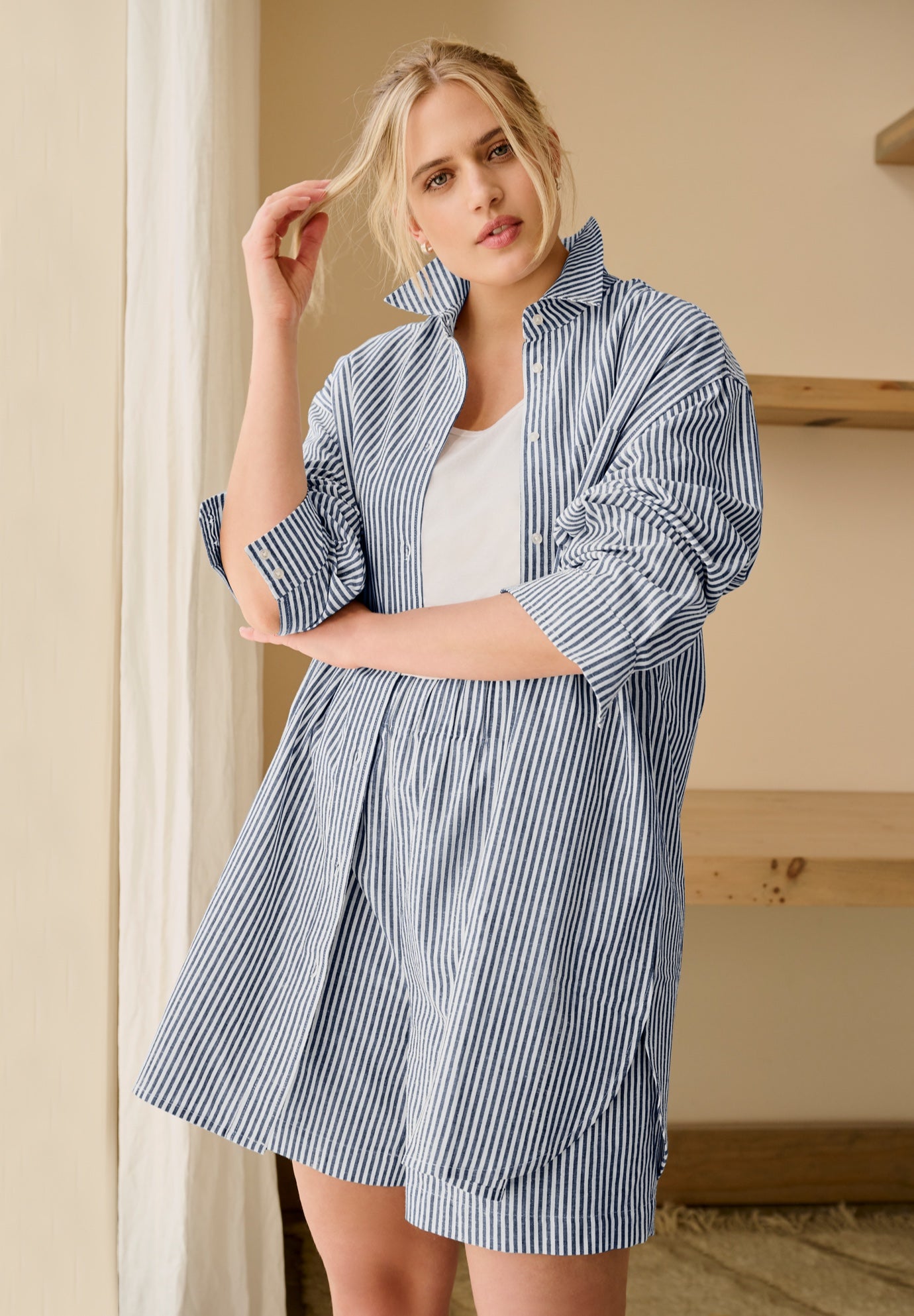 Oversized Linen-Blend Boyfriend Shirt image number 0