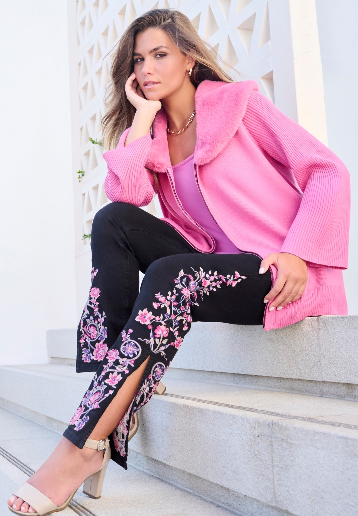 Faux Fur Collar Cardigan Sweater. image number 1