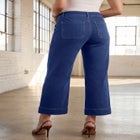 Plus Size Knit Flared Ankle Length Jean image number null