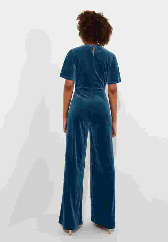 Flutter Sleeve Velvet Jumpsuit image number 4