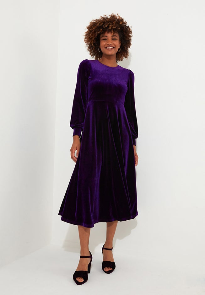 Crew Neck Velvet Midi Dress image number 0