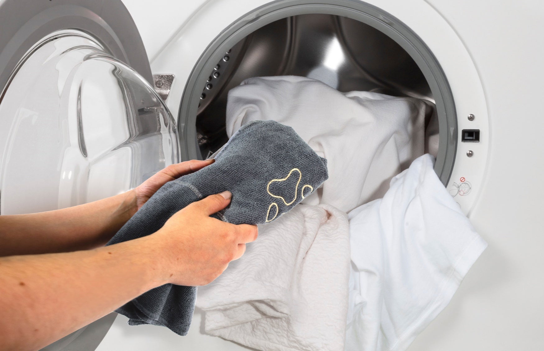 Ultra-Absorbent Pet Towel image number 4