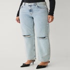 Mid-Rise Relaxed Straight Leg Jean image number null