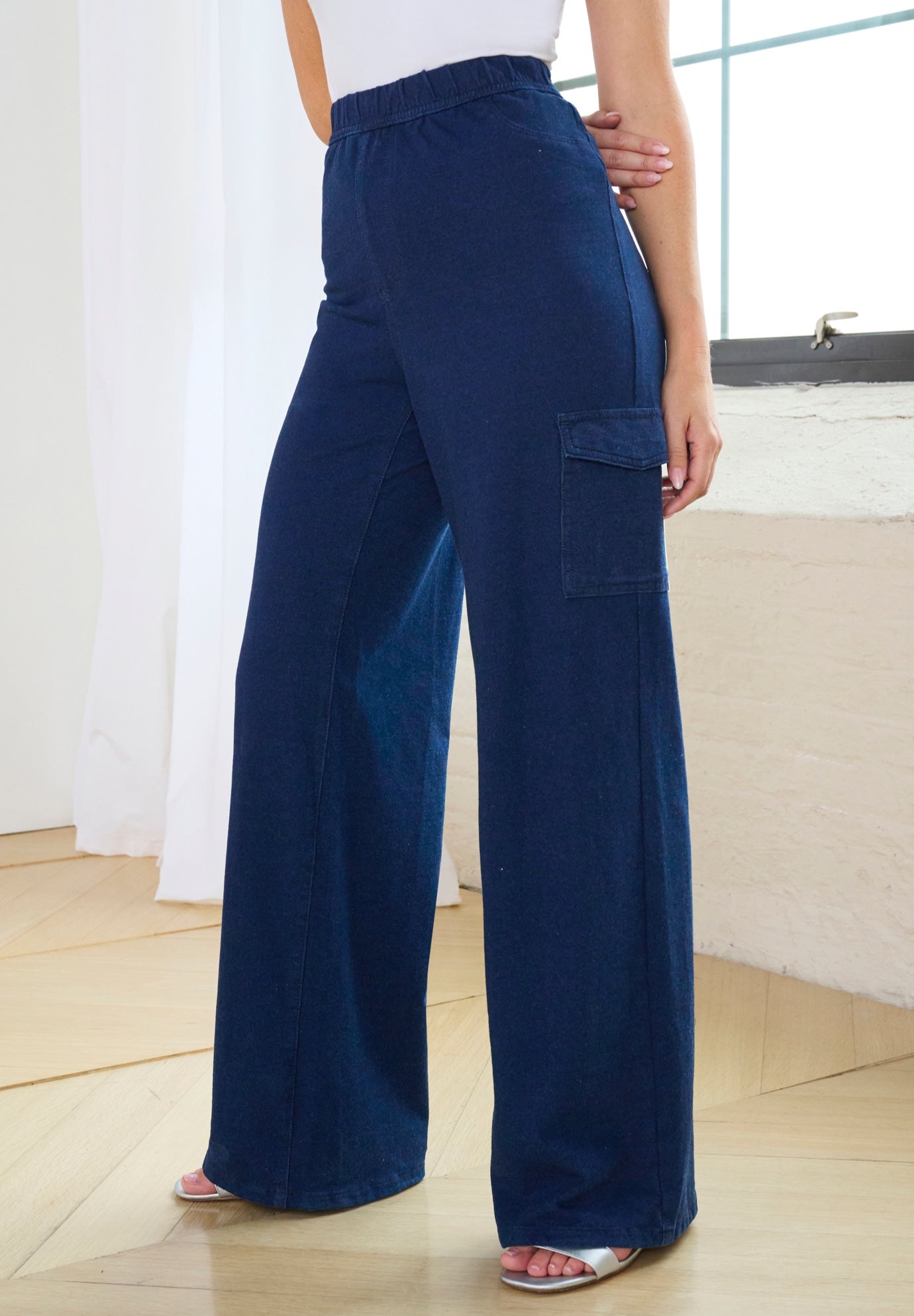 Wide Leg Cargo Knit Jean image number 0