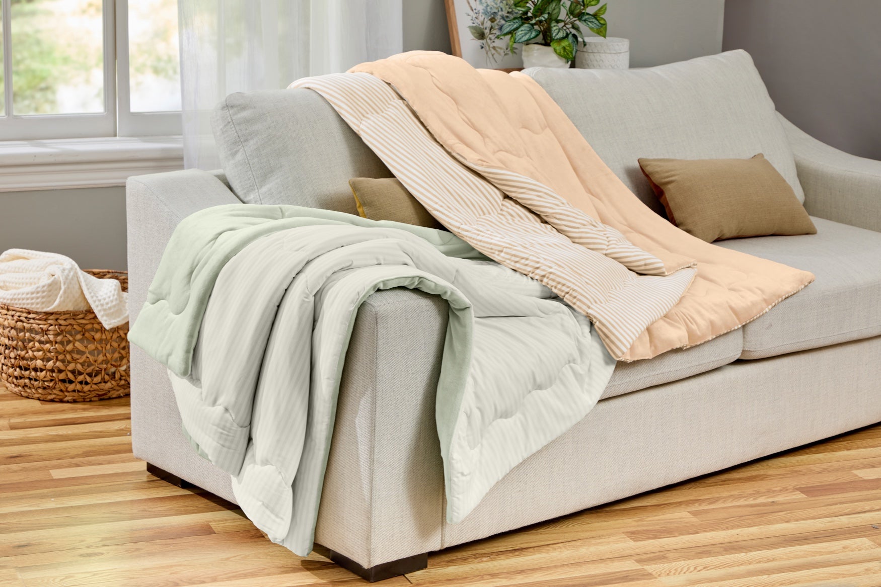 All seasons Cooling Throw image number 1