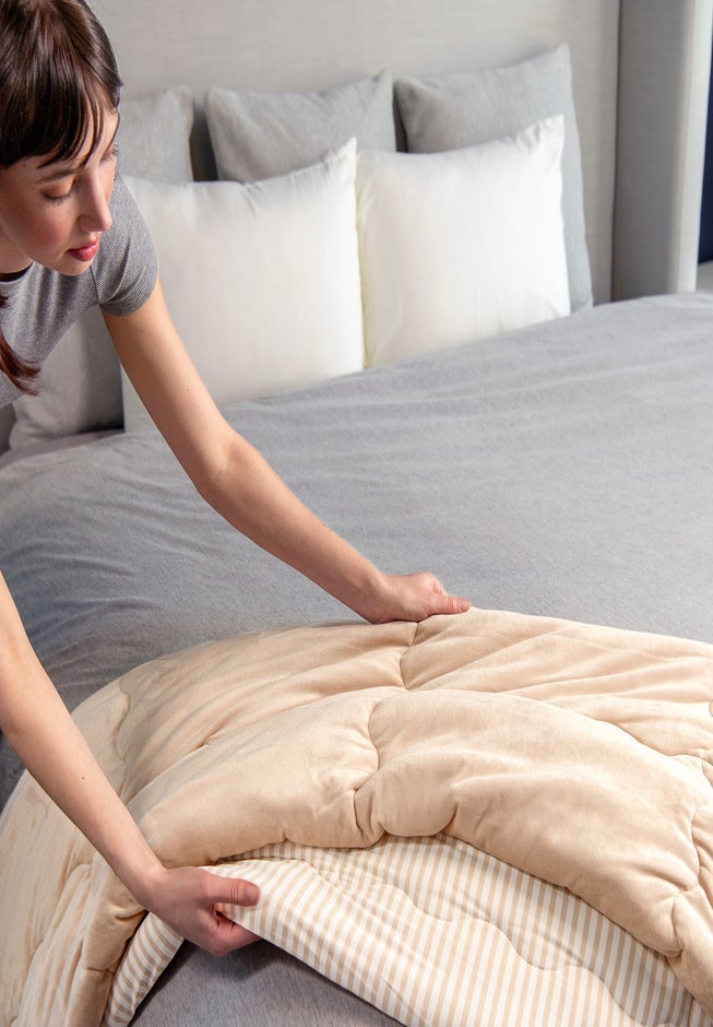 All seasons Cooling Throw image number 3