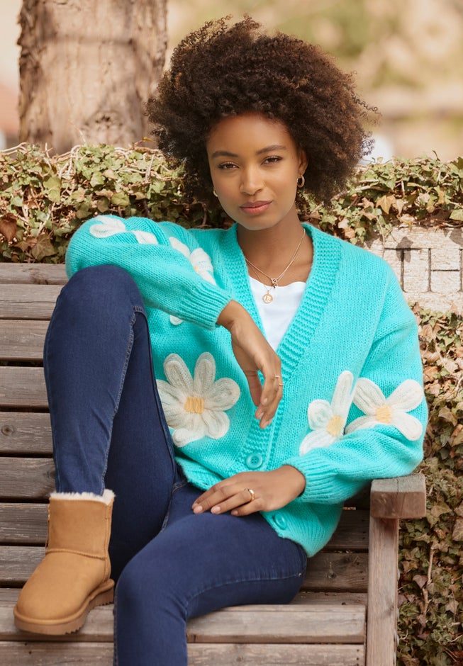 V-Neck Daisy Cardigan image number 5