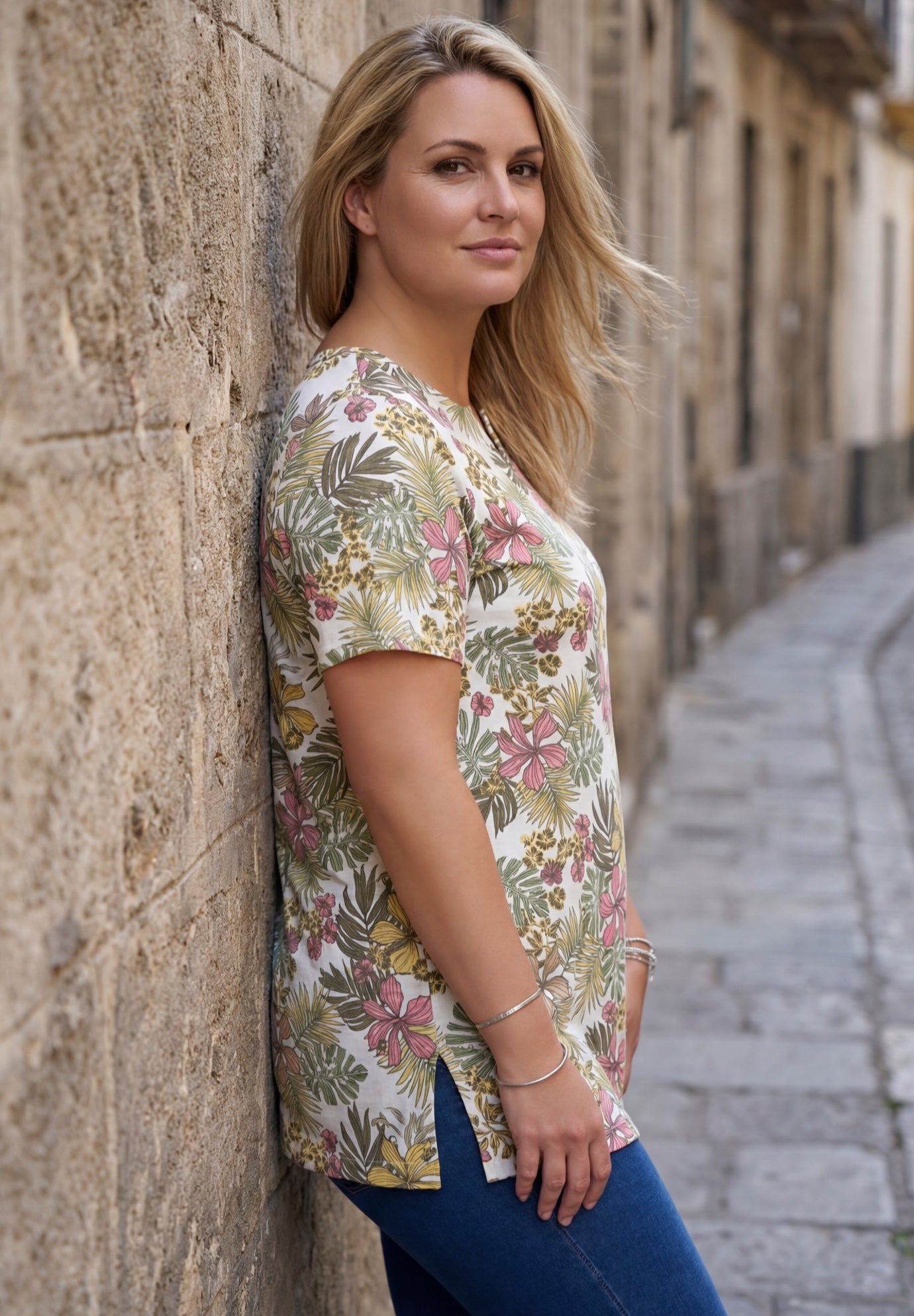 Plus Size Soft Knit Print Tunic with Notch Neckline image number 2