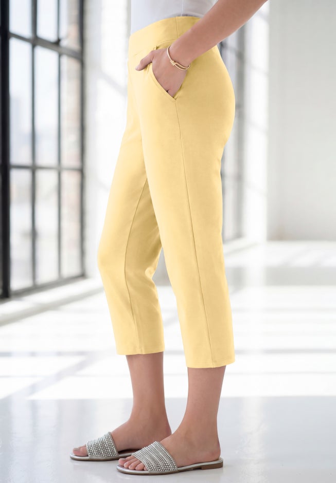 Plus Size Soft Knit Relaxed Pull-On Capri Pant image number 2