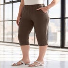 Plus Size Soft Knit Relaxed Pull-On Capri Pant image number null
