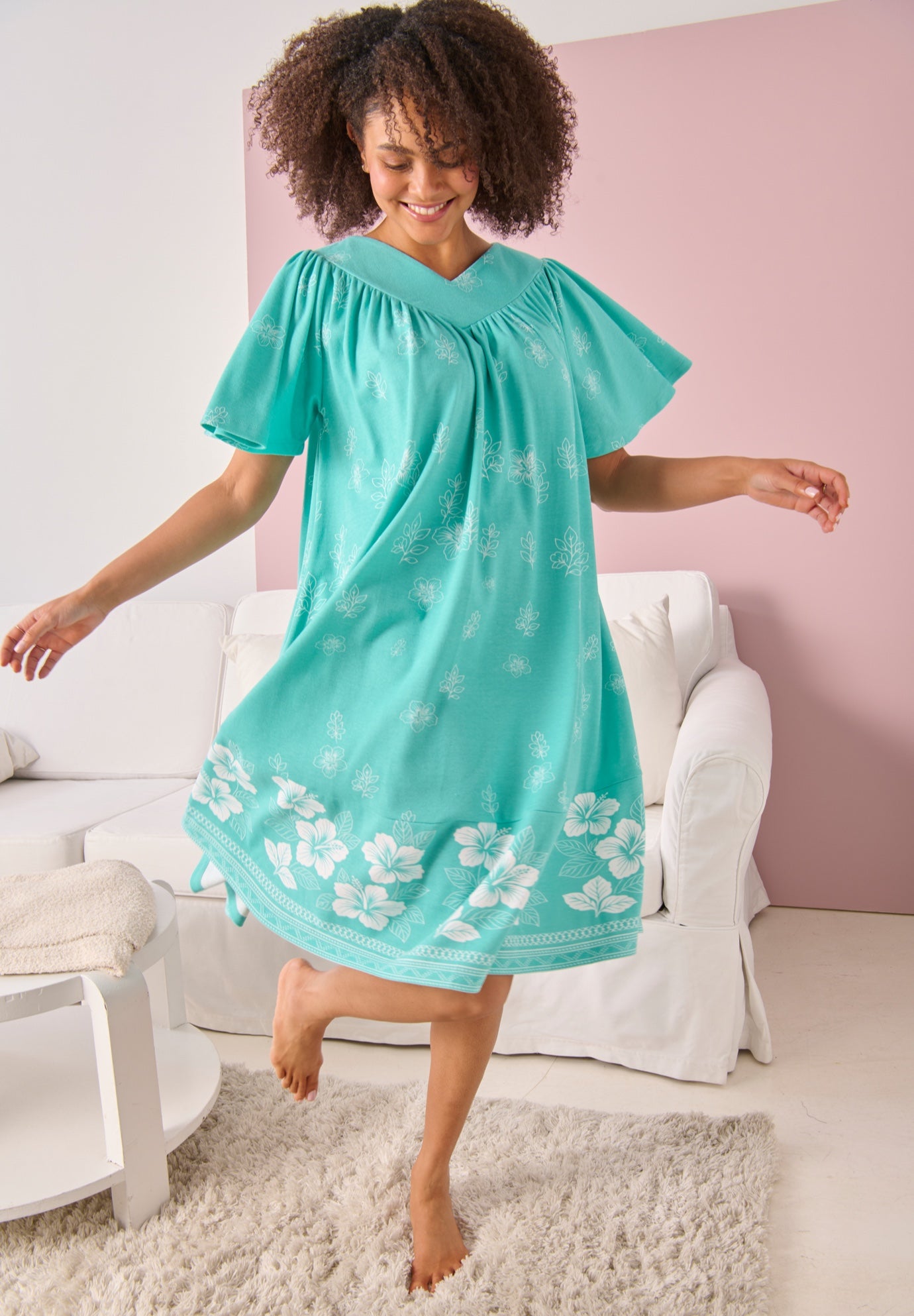 Bib Knit Lounger image number 5