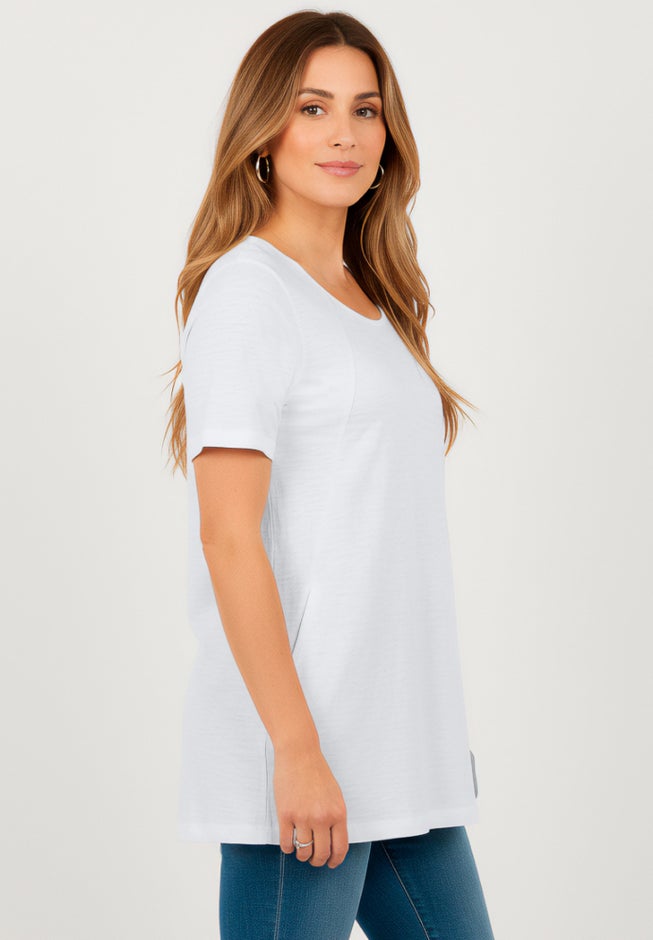 Plus Size Scoopneck Short Sleeve Pocket Tunic image number 2