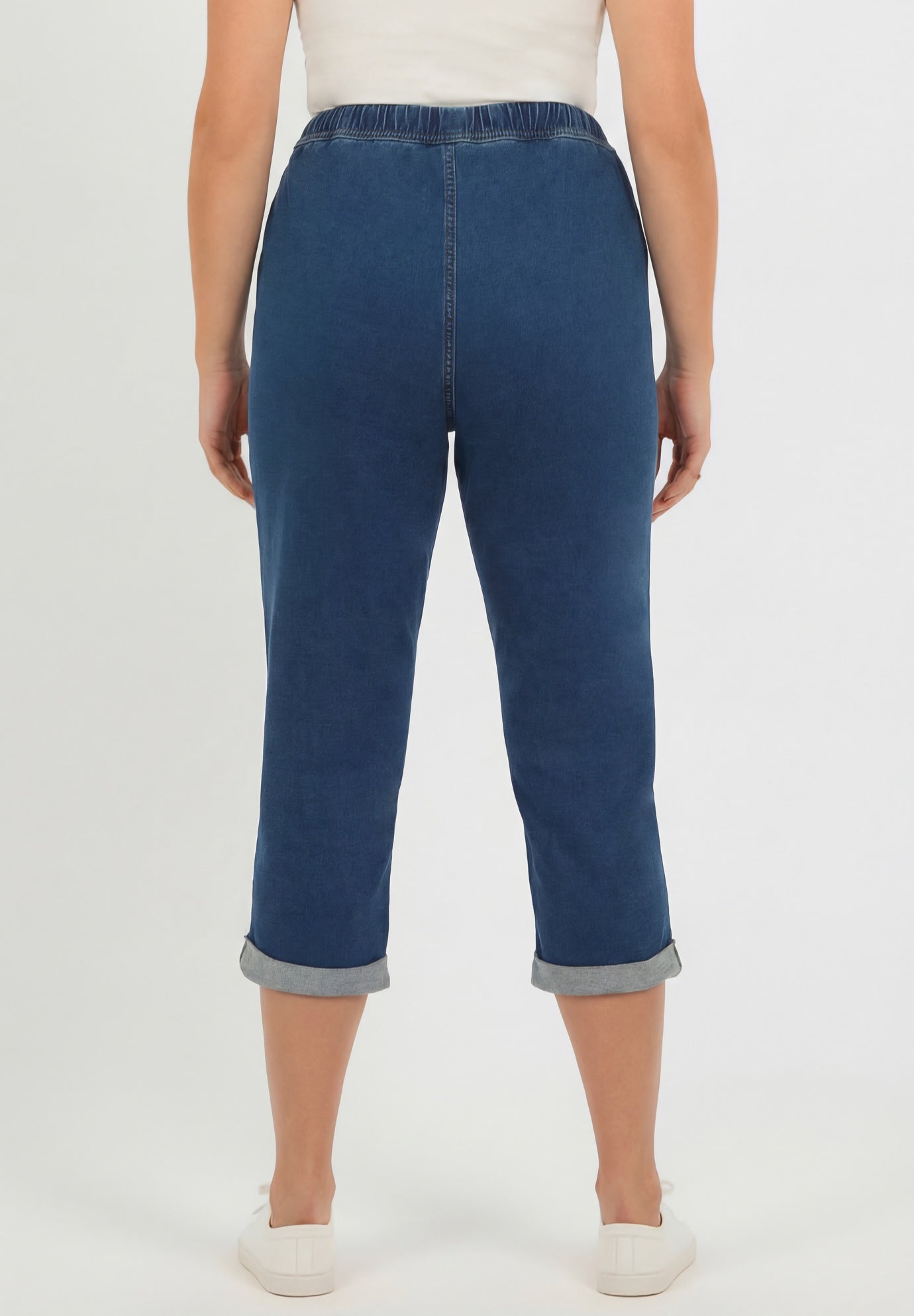 Plus Size Knit Denim Pull-On Cuffed Capri Jean image number 1
