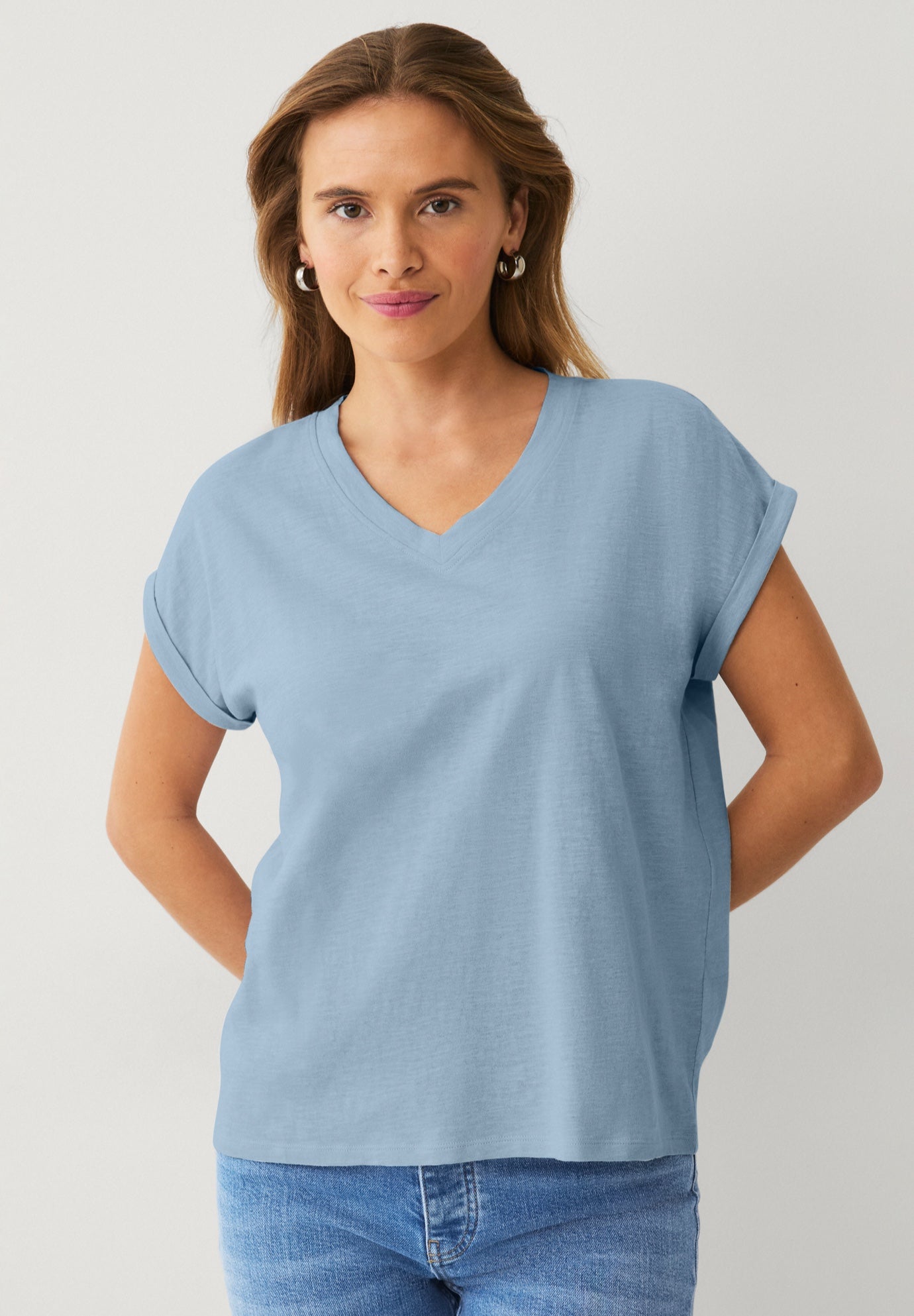 Cotton Jersey Slub V-neck Tee With Rolled Cuffs image number 0