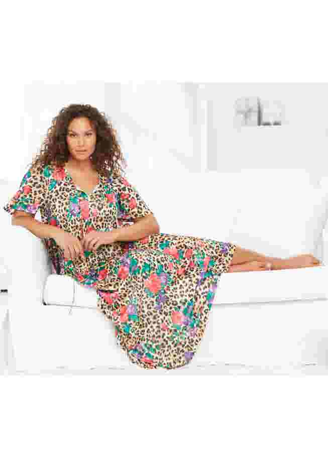 Sweeping Printed Lounger image number 4