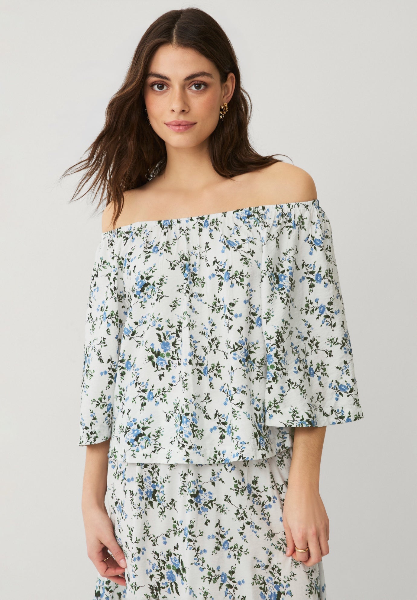 Off-the-shoulder Blouse image number 0