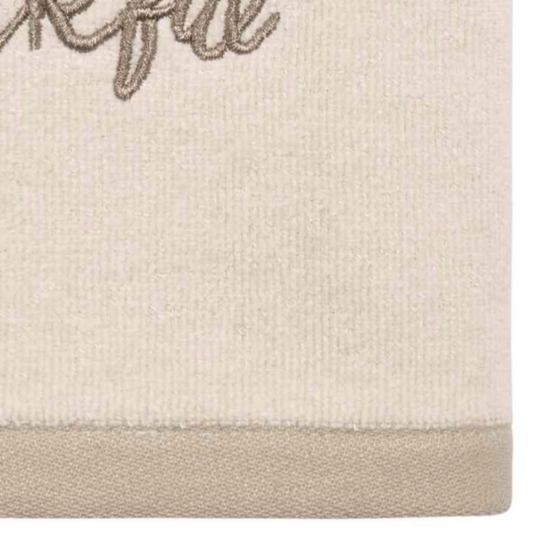 Novelty Hand Towels image number 1