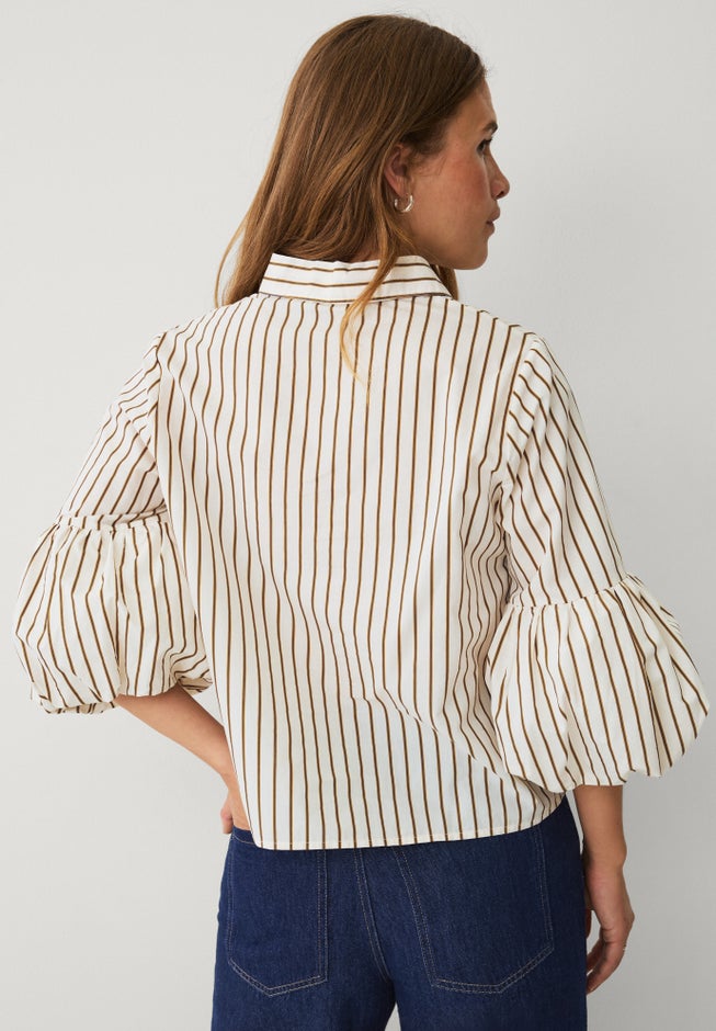 Button-Front Three-Quarter Puff Sleeve Shirt image number 1