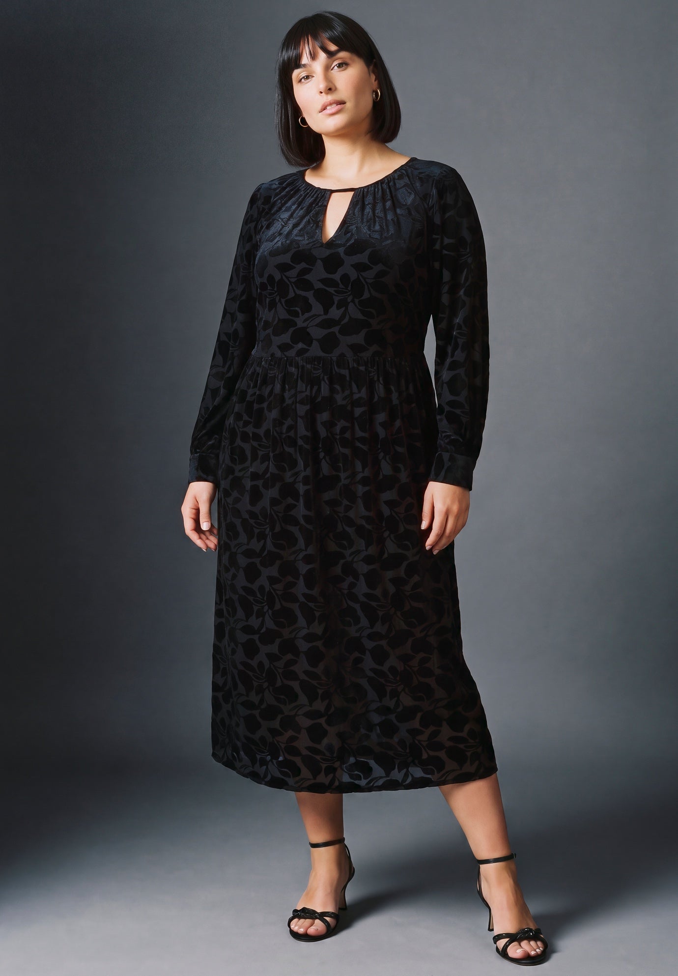 Keyhole Velvet Burnout Dress image number 0