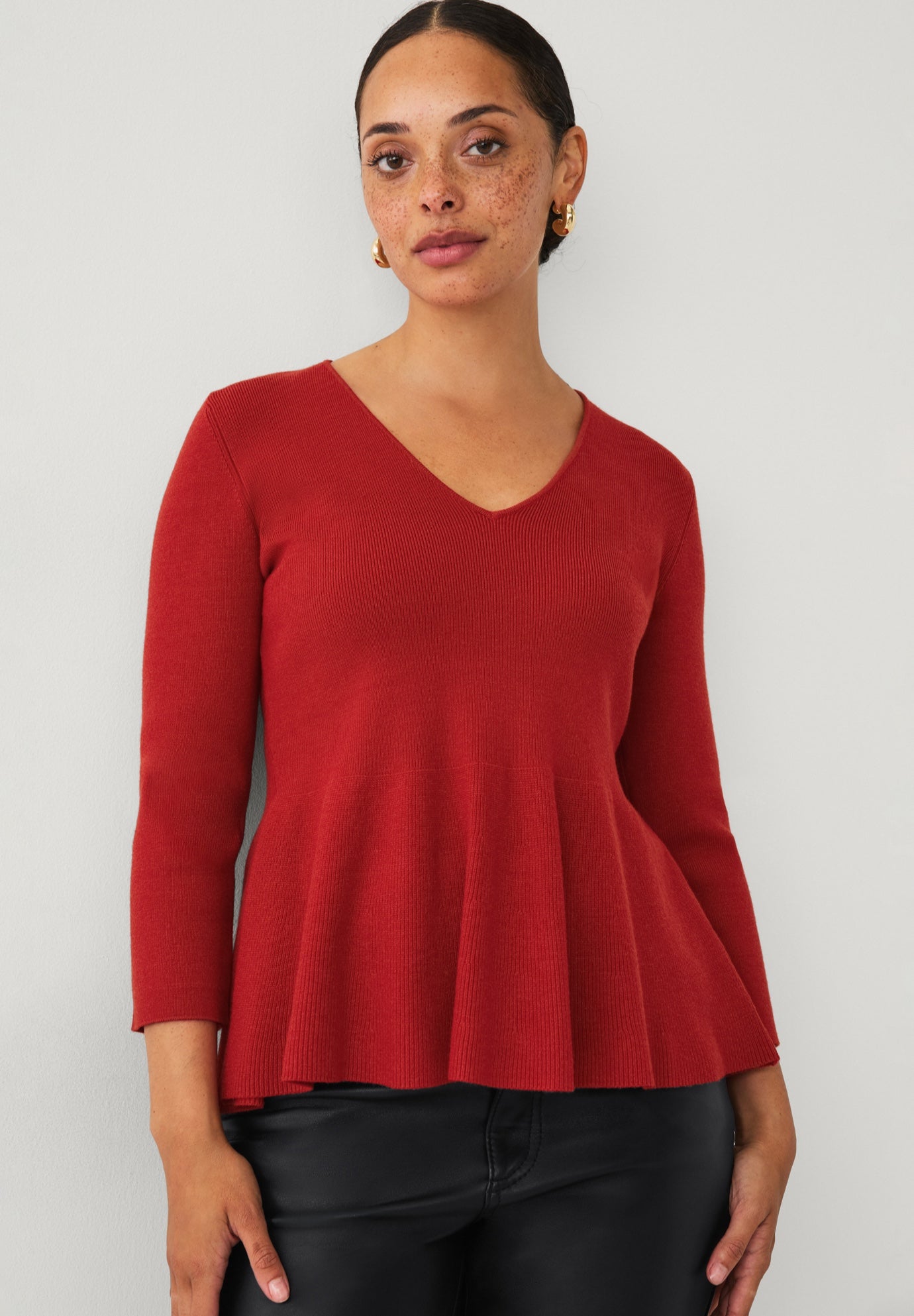 Fine Knit V-Neck Three-Quarter Sleeve Ribbed Peplum Pullover Sweater image number 0