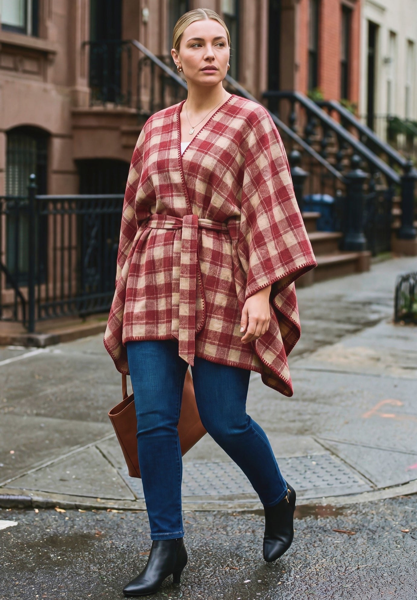 Brooklyn Belted Cape image number 1
